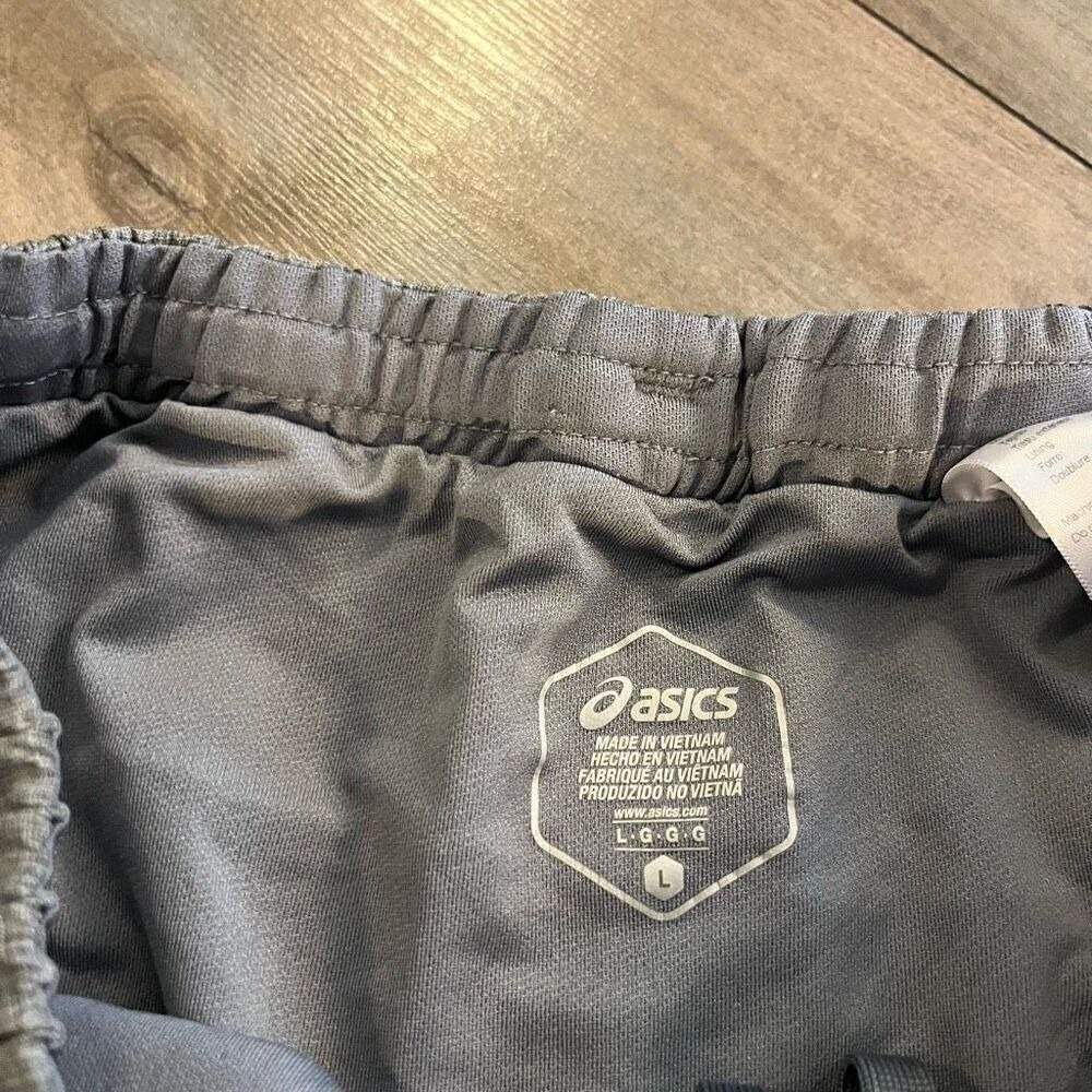 Asics Grey Athletic Workout Shorts Men Large Bin L-43 - Picture 3 of 5